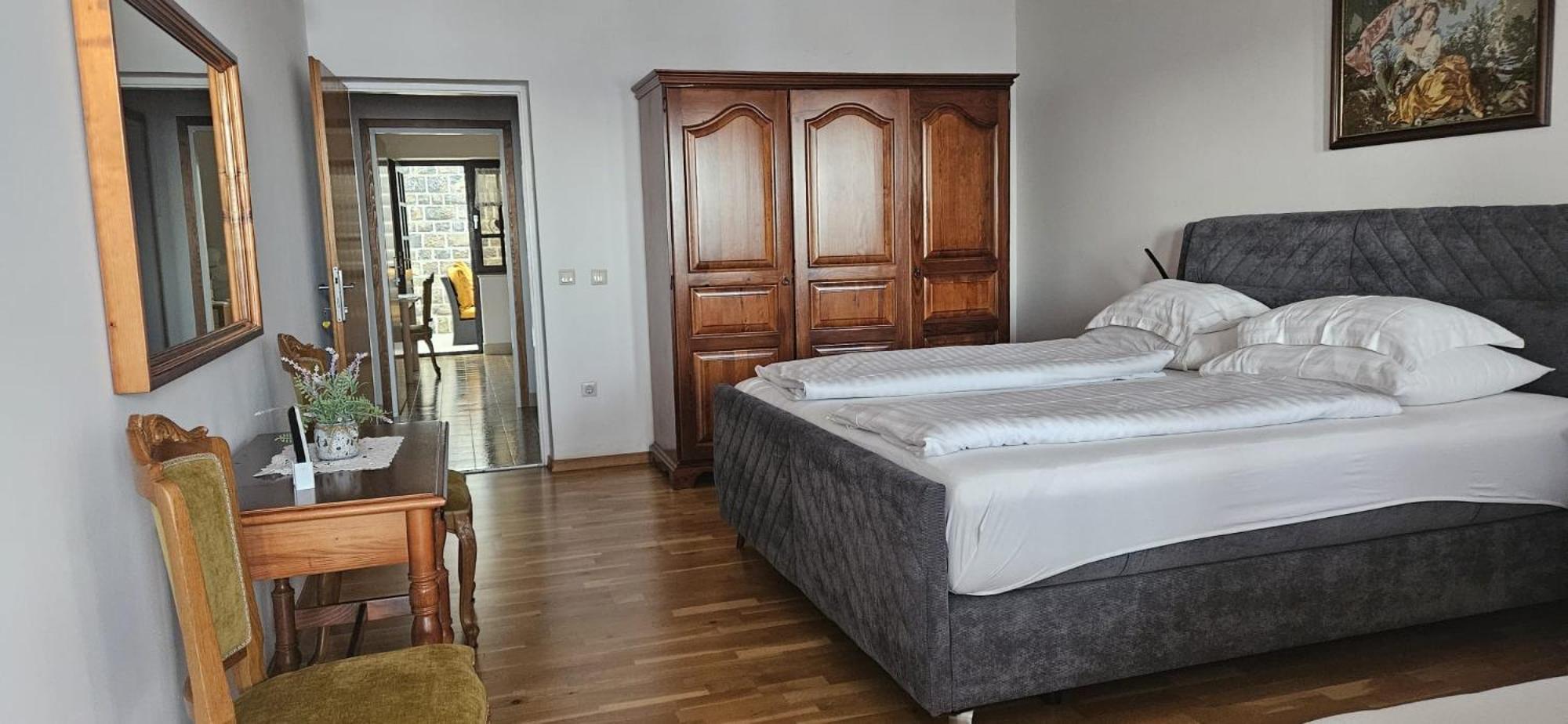 As Brela Hotel Bagian luar foto