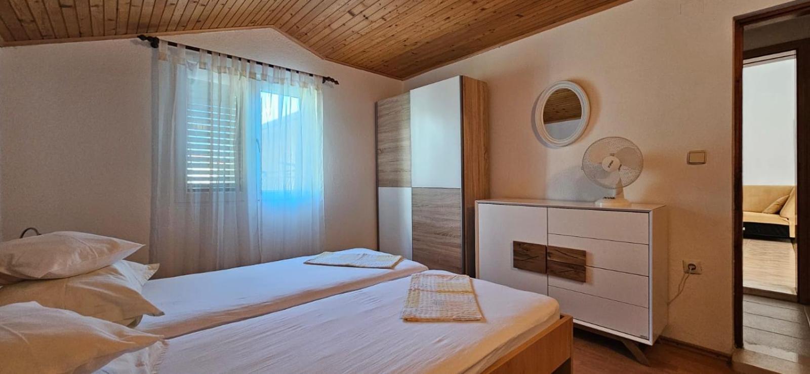 As Brela Hotel Bagian luar foto