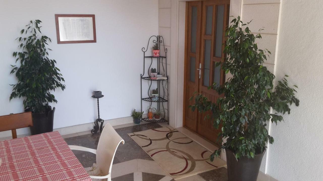 As Brela Hotel Bagian luar foto