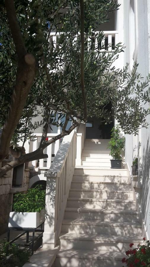 As Brela Hotel Bagian luar foto
