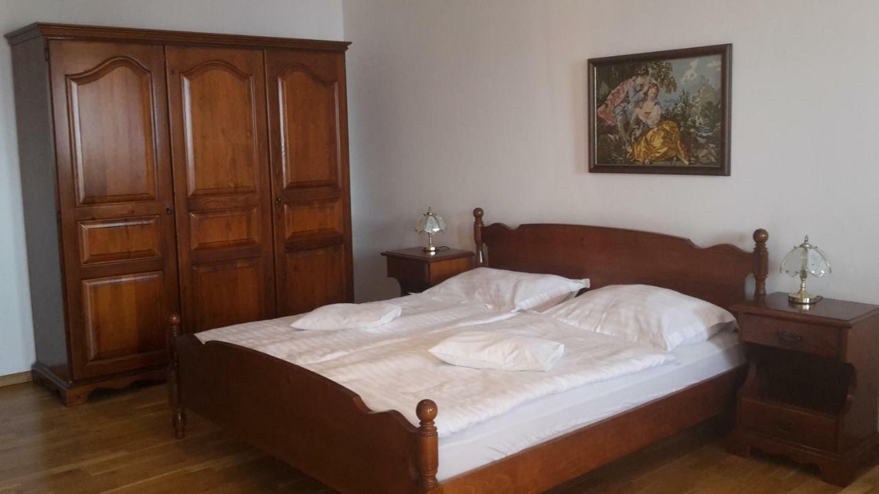 As Brela Hotel Bagian luar foto
