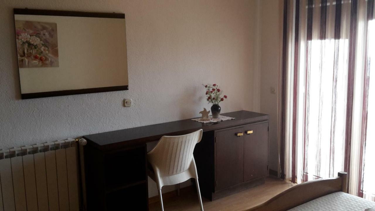As Brela Hotel Bagian luar foto